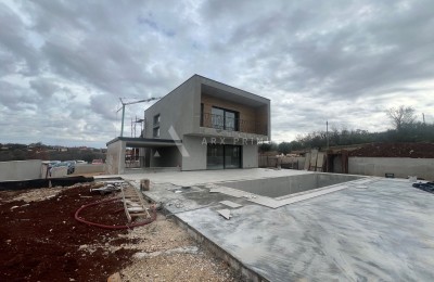 Modernes Haus, Kaštel, Buje